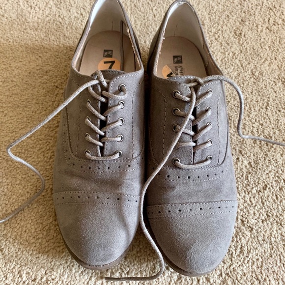White Mountain Shoes - White Mountain grey suede Oxford shoes